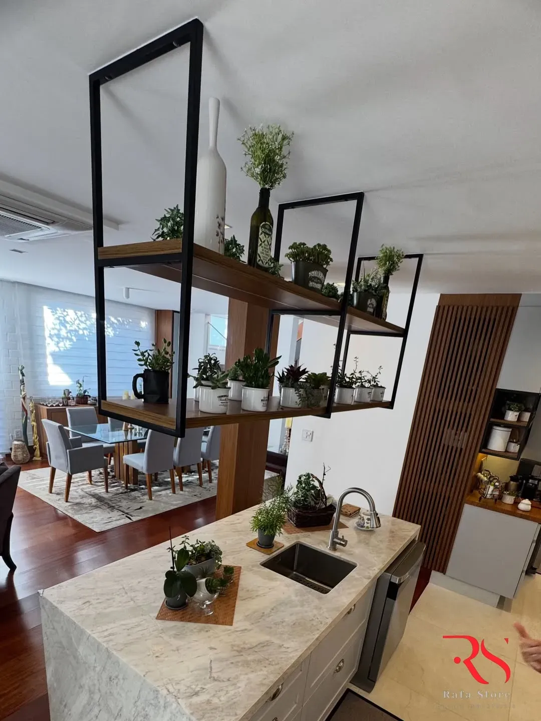 Prateleira Suspensa de Teto Industrial